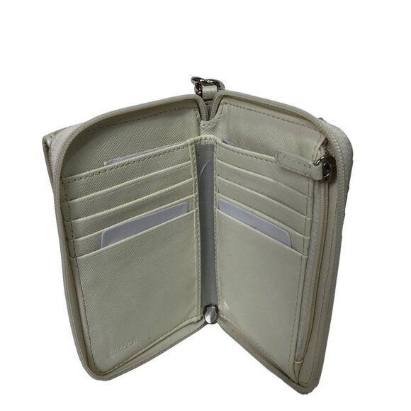 COACH SIGNATURE small WRISTLET / WALLET F50117NWT - Picture 6 of 8